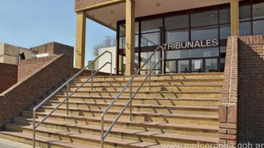 Horror en Bell Ville: abusaba de su hija incapacitada y la embarazó