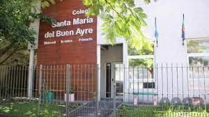 Otra escuela cierra sus puertas a 20 días del comienzo de clases