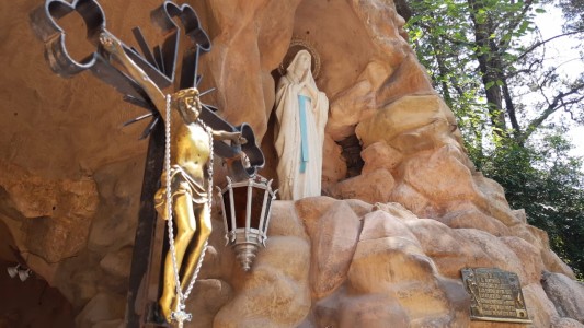 Comenzaron los preparativos para la peregrinación hacia la Virgen de Lourdes