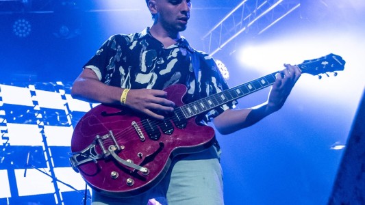 Iban a tocar en un festival de rock pero les robaron todos los instrumentos