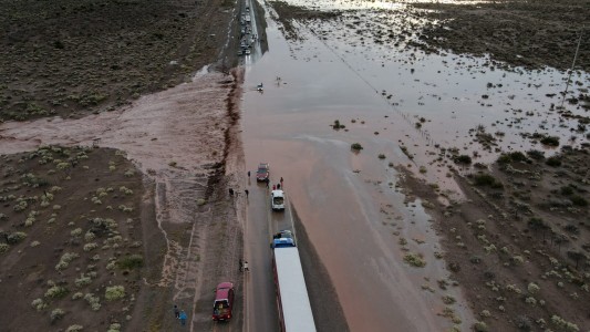 Históricas inundaciones en Neuquén: en algunas zonas granizó
