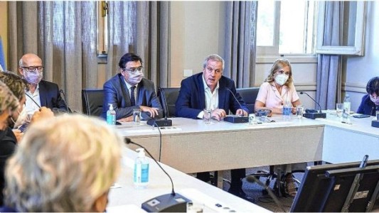 Ofrecen un 45,4% de aumento a los docentes