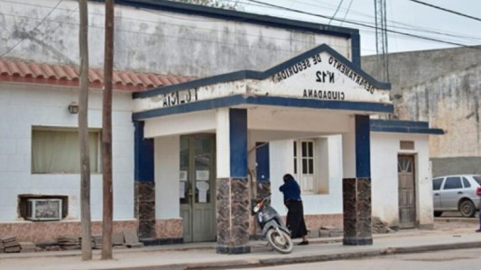 Mató a su pareja y a sus dos hijos de 2 y 7 años a escopetazos: huyó y se quitó la vida en la ruta