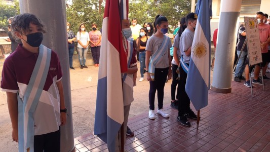 Vuelta a clases con presencialidad plena y barbijos