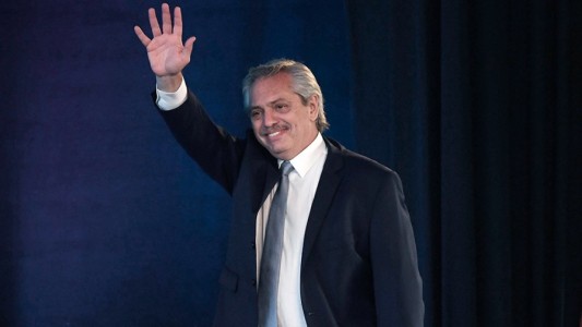 Fernández postergó su gira por Medio Oriente por el conflicto bélico entre Rusia y Ucrania