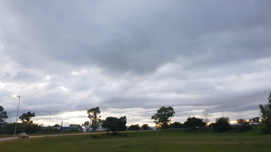 Jornada inestable y húmeda, máxima 26°