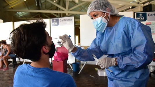 Covid-19: el gobierno cordobés estima que faltan de 3 a 5 meses para superar la pandemia