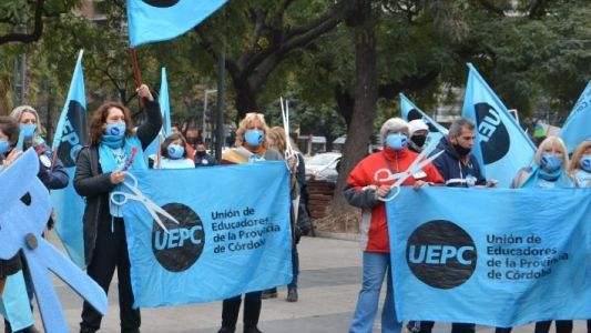 Salarios estatales: UEPC cerró 30 por ciento de aumento