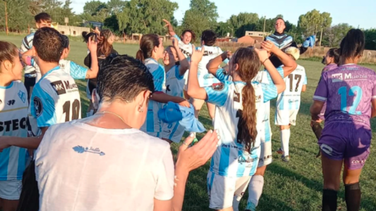 Denuncian a entrenadores de Argentino de Quilmes por acosar a jugadoras de 13 años: los chats del escándalo