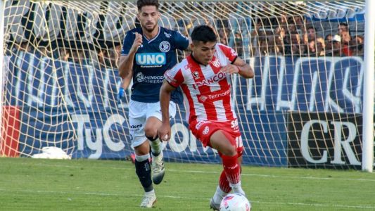 Triunfazo de Instituto en Mendoza