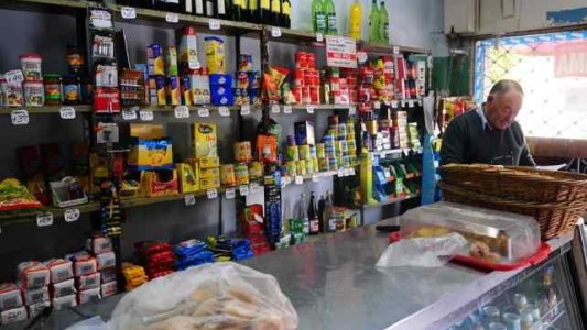 Centro de Almaceneros ante la medida de retrotraer precios: "Son arbitrarias y obsoletas"
