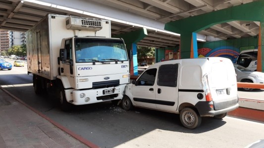 Persecución, choque e intento de fuga en barrio Nueva Córdoba