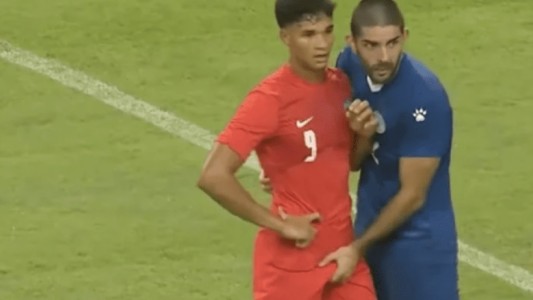 La insólita manera de marcar durante un amistoso de la fecha FIFA