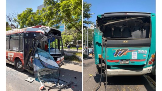 Choque entre dos colectivos en el centro porteño: al menos 17 heridos