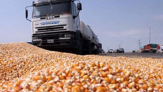 Paro nacional de transportistas de granos