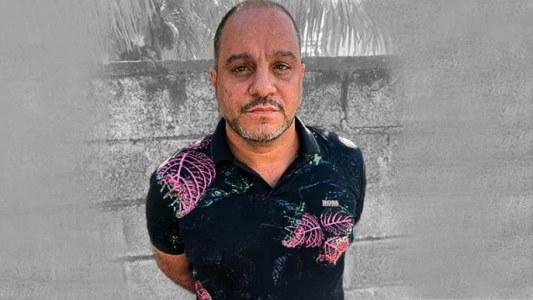 Cositorto llega este lunes a la Argentina