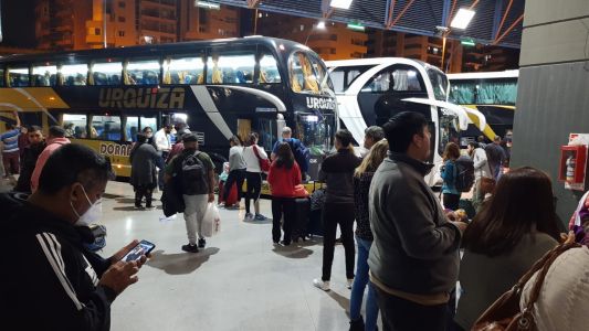 Intenso movimiento en la terminal por el finde XXL