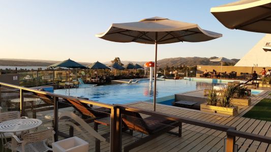 Gastronómicos y hoteleros mantienen los precios del verano