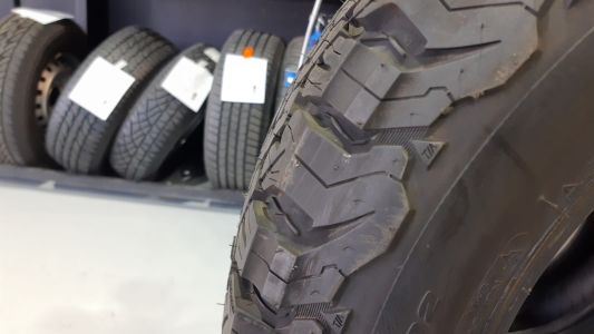 Empezaron a aparecer neumáticos no homologados