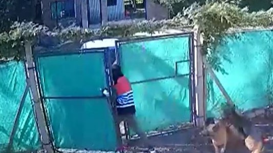 Video: Balearon al dueño de casa y escaparon