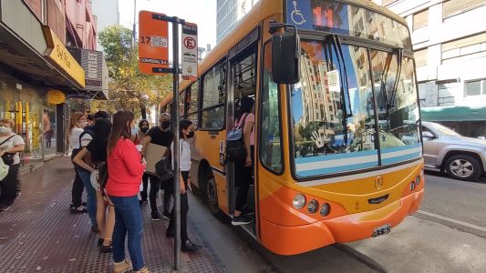 UTA acató la conciliación obligatoria y los colectivos salieron con demoras