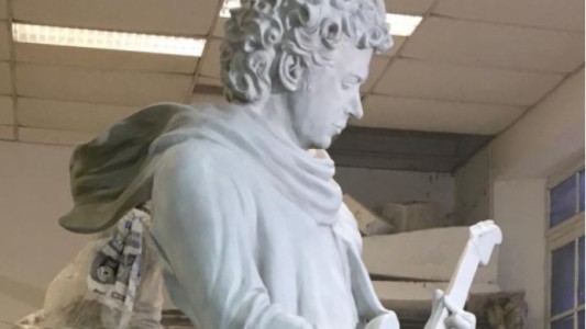 El Gobierno le obsequió una estatua de Gustavo Cerati a Costa Rica por el bicentenario de su Independencia