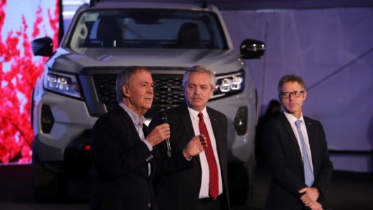 Alberto Fernández y Schiaretti juntos en la planta de Nissan que anunció 550 nuevos empleos