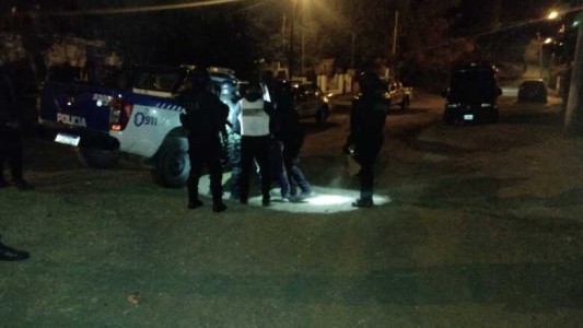 Alta Gracia: Tomó de rehén a su pareja y amenazó con asesinarla