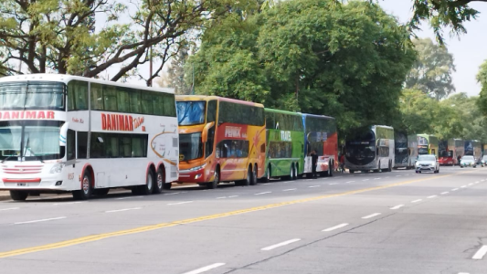Marcha Federal: empanadas y rifas para financiar la protesta