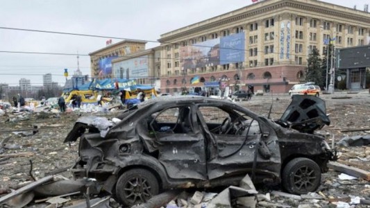 Tropas rusas se repliegan y desisten de atacar Jarkov