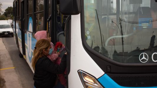 Sin acuerdo salarial, desde medianoche paran los colectivos