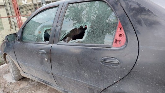 Detenida tras romper la casa y el auto de su ex porque se negaba a darle dinero