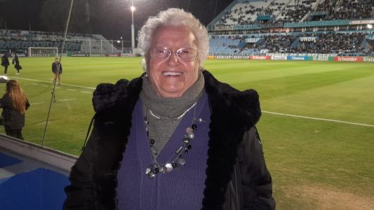 Griselda con 93 años en la cancha para alentar a Belgrano