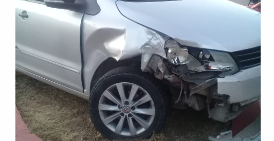 Intentaron robar, se dieron a la fuga y chocaron con dos autos