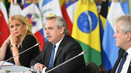 Cumbre de las Américas: Fernández cuestionó el bloqueo a Cuba y Venezuela