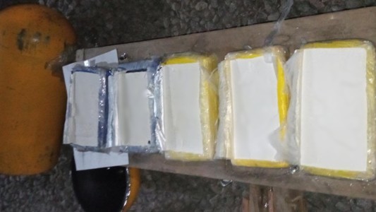 Cayó una banda que traficaba droga a Córdoba en tubos de GNC