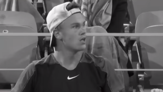 Un tenista echó a su madre del estadio en Roland Garros