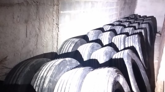 Cayó una banda que robaba cubiertas de camiones y tractores