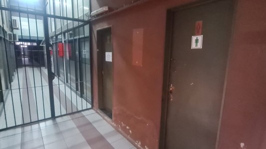 Insólito: Roban un inodoro del baño de una galería céntrica