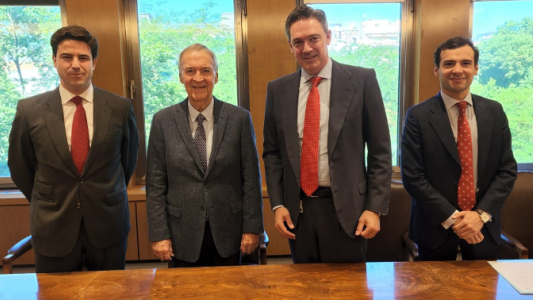 Schiaretti firmó un acuerdo para obras de infraestructura con el Deutsche Bank