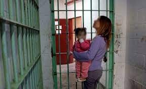 Inauguran un rincón infantil en la Unidad 50 de Batán para niñas y niños que visitan a familiares