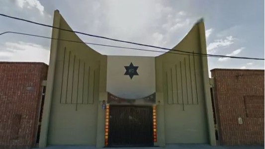 Inhuman a las víctimas del incendio de Recoleta en un cementerio judío de Banfield