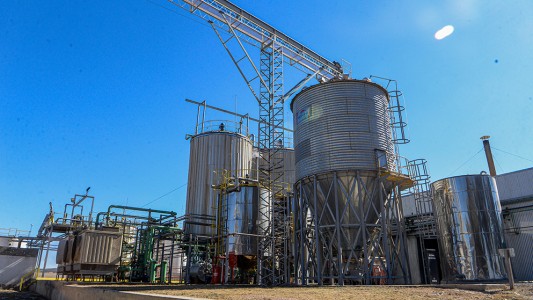 Ante la crisis de combustible, Córdoba suma una empresa para producción de biodiésel