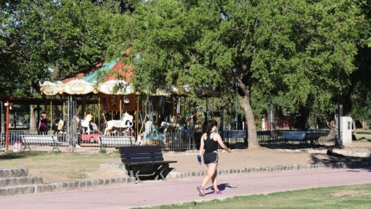 Está grave el hombre que fue encontrado con golpes en el Parque Sarmiento