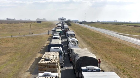 Falta de gasoil: la Mesa de Enlace convocó a un paro nacional el 13 de julio