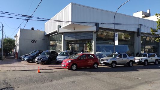 Se robaron cuatro autos concesionario de San Vicente