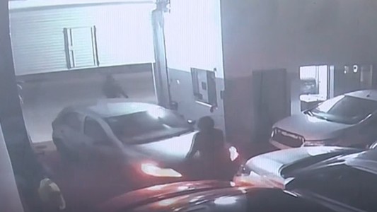 Se robaron cuatro vehículos de una concesionaria en Córdoba