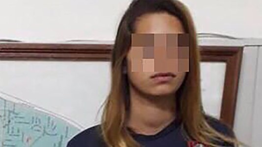 Condenaron a cadena perpetua a una pareja de jóvenes por asfixiar, intentar descuartizar y luego quemar a un hombre