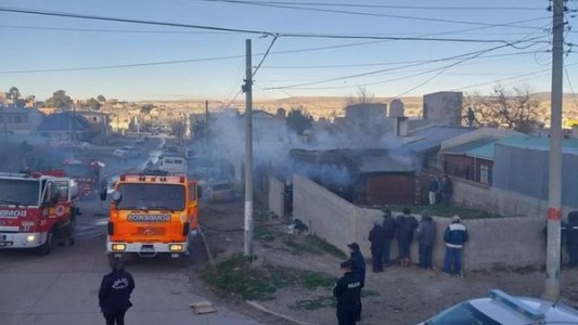 Una mamá murió junto a sus hijos cuando intentaba salvarlos del incendio de su casa