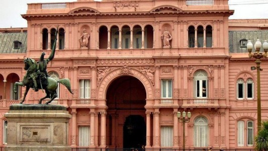 Alberto Fernández se reúne con Batakis y Pesce en la Rosada